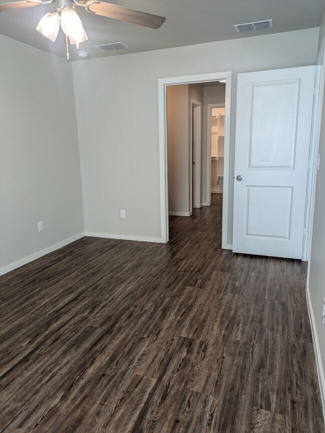 Building Photo - 2101 Lubbock