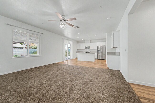 Building Photo - 1469 Dunwoody Dr