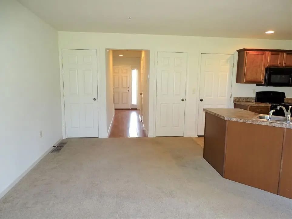 Building Photo - 181 Linda Sue Ln