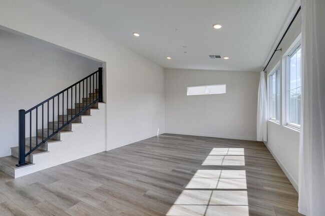 Building Photo - COMING SOON - Ready End of June