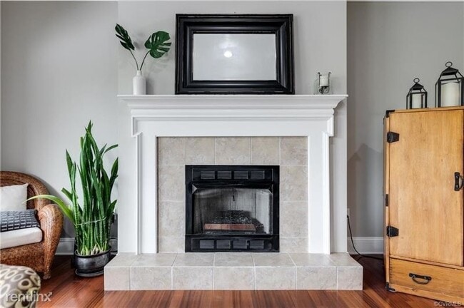 Primary Photo - 1350 Westwood Ave