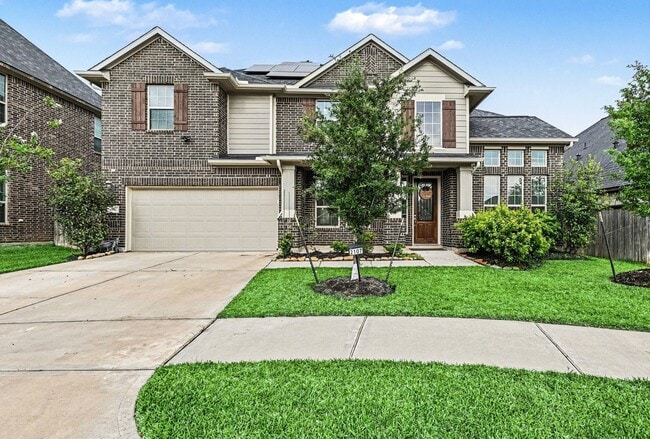 Building Photo - 2107 Brooke Avery Dr