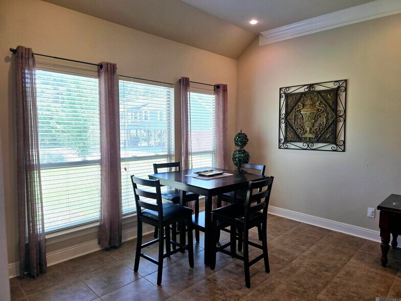 Building Photo - 18258 River Landing Dr