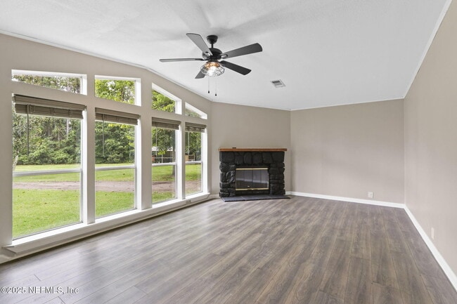 Building Photo - 5270 Otter Lane