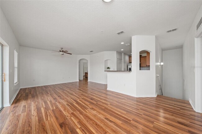 Building Photo - 2148 Betsy Ross Ln