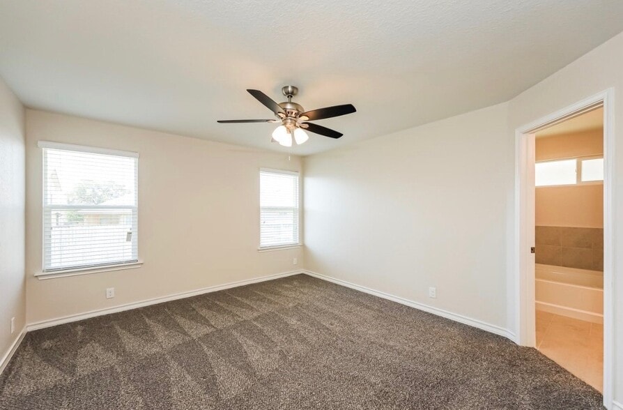 Building Photo - 15426 Bobwhite Quail