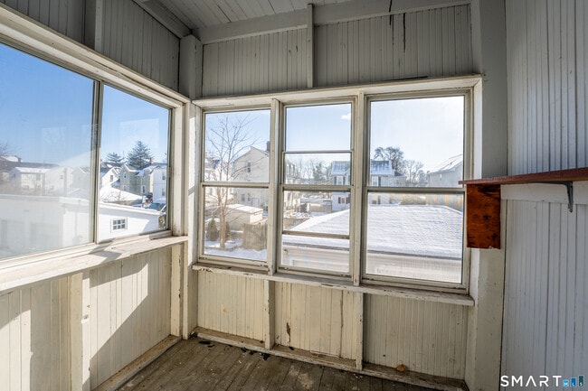 Building Photo - 45 Boulanger Ave