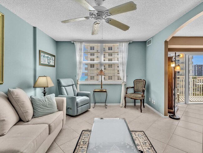 Building Photo - 4505 S Ocean Blvd