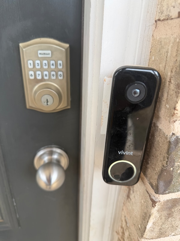 Building Photo - 1115 Burgundy Dr