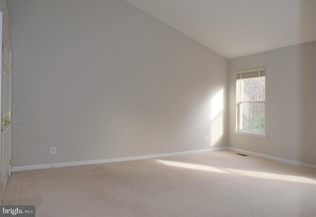 Building Photo - 8933 Royal Astor Way
