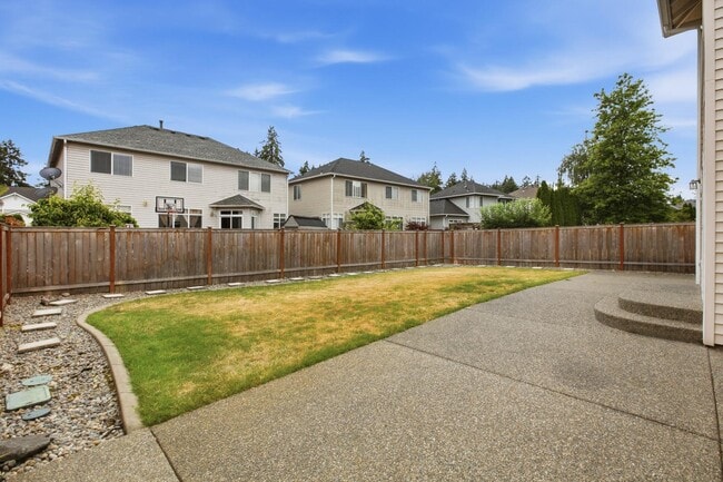 Building Photo - 6426 62nd St Ct W