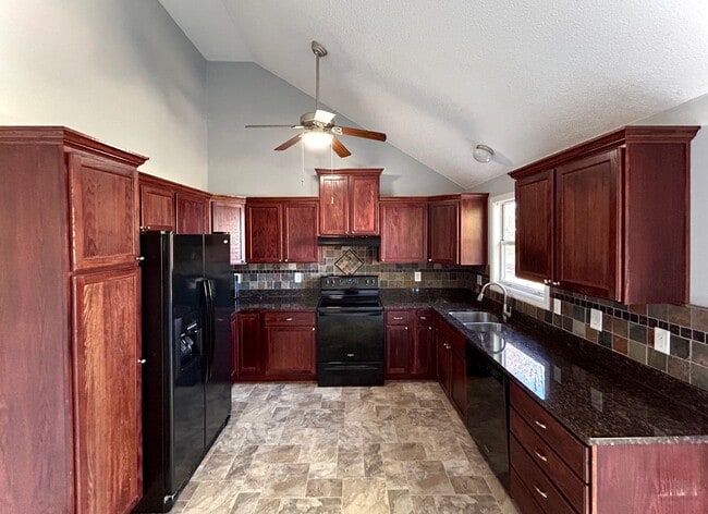 Building Photo - 3bd/2bath Home North of the River!!