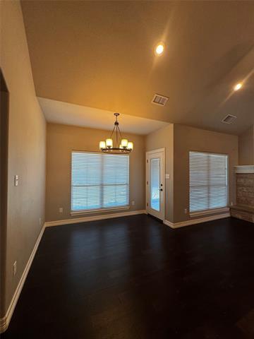 Building Photo - 250 Southlake Dr