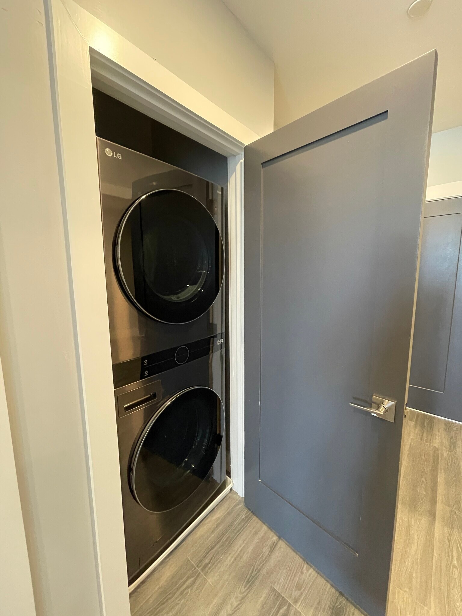 Building Photo - 367 Western Ave