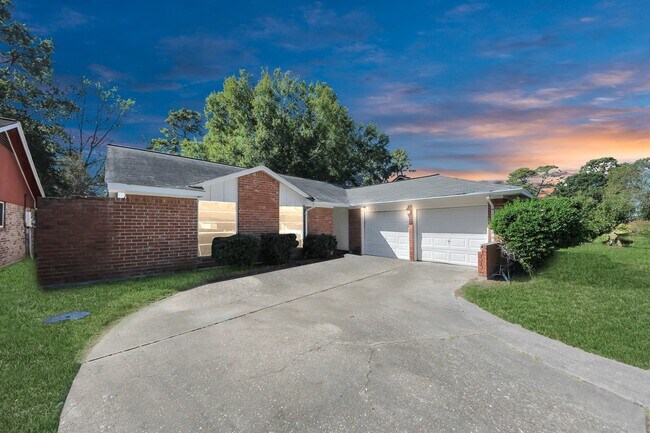 Building Photo - 5306 Mossgrey Ln