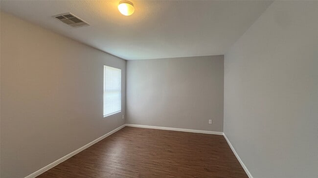 Building Photo - 2110 Juniper Dale Dr