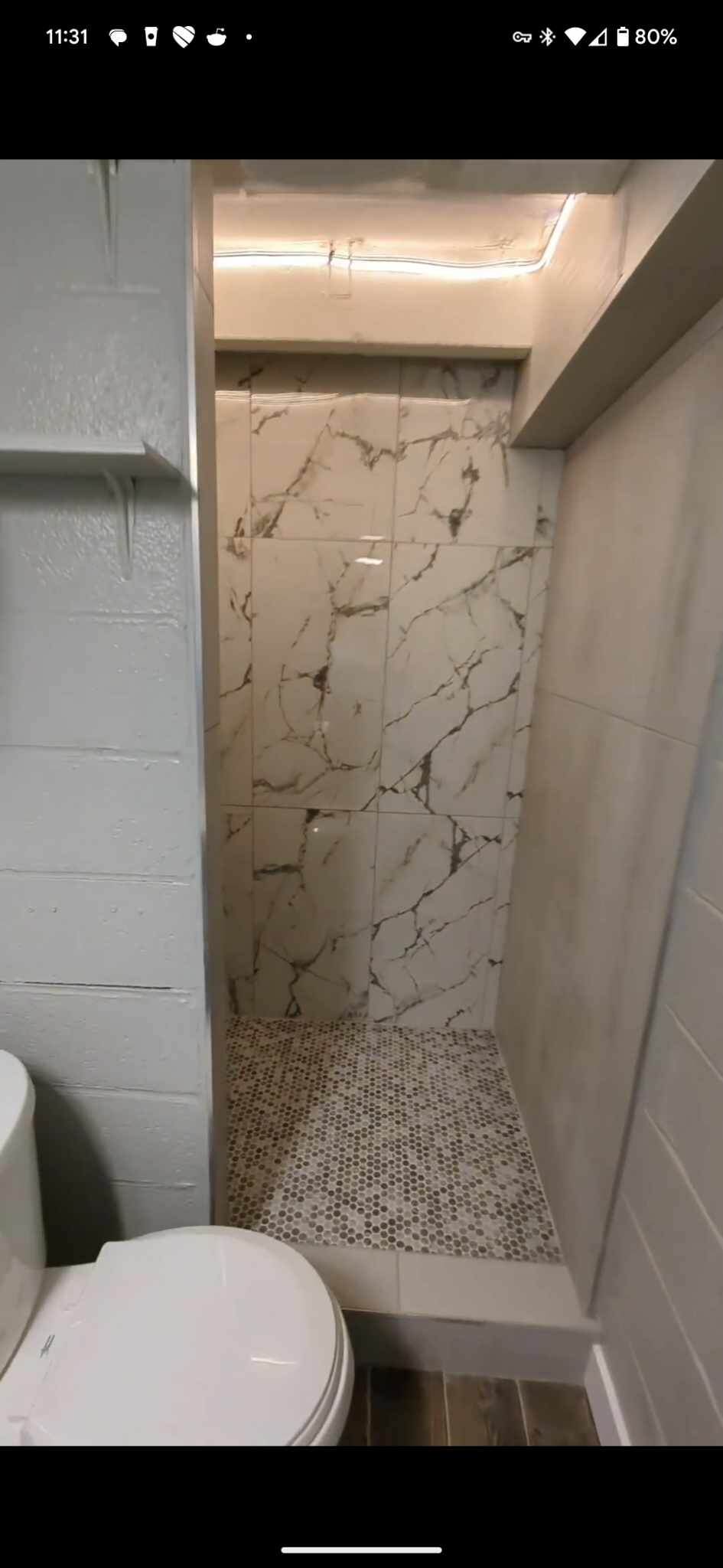 1/2 bath - 329 1/2 S Hocker Ave