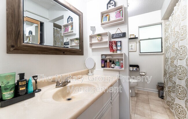 Building Photo - 4814 Kingsmeadow Ln