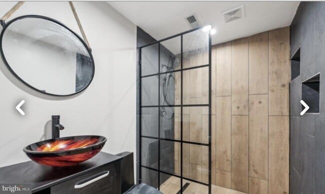 Building Photo - 7006 Friendship Rd