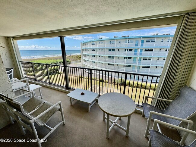 Building Photo - 4100 Ocean Beach Blvd