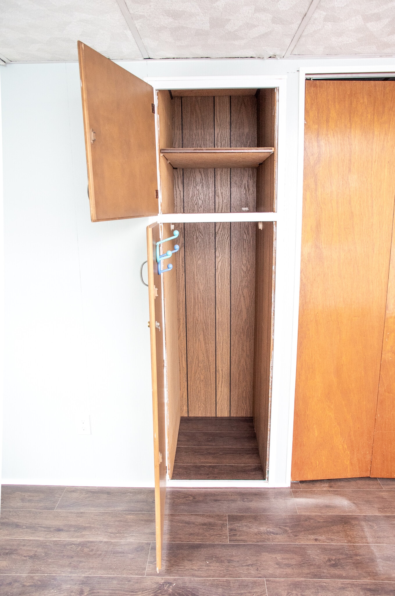 Large Bedroom - 1024 W Trindle Rd