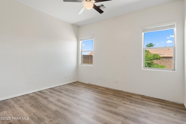 Building Photo - 6120 Livingston Loop