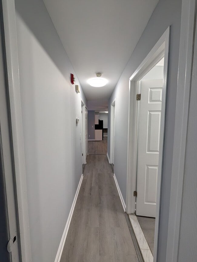 Building Photo - Beautiful 2 Bedroom Condo in Canton