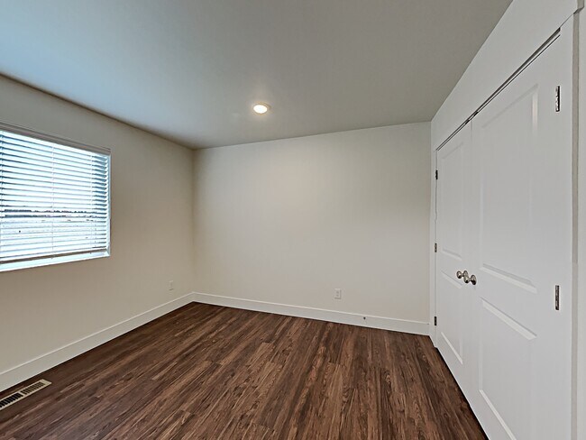 Building Photo - 19212 16th Avenue Court E