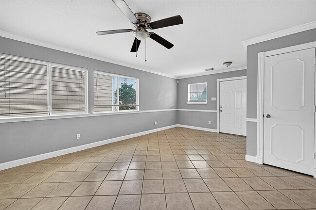 Building Photo - 20721 Patriot Park Ln