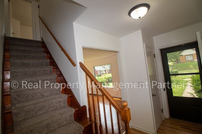 Building Photo - 1350 Giddings Ave SE