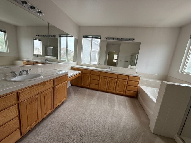 Building Photo - 1717 Monte Vista Ct