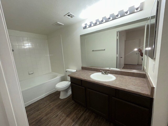Building Photo - 45 Maleena Mesa St