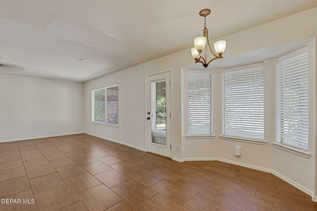 Building Photo - 5021 Silver Cholla Dr