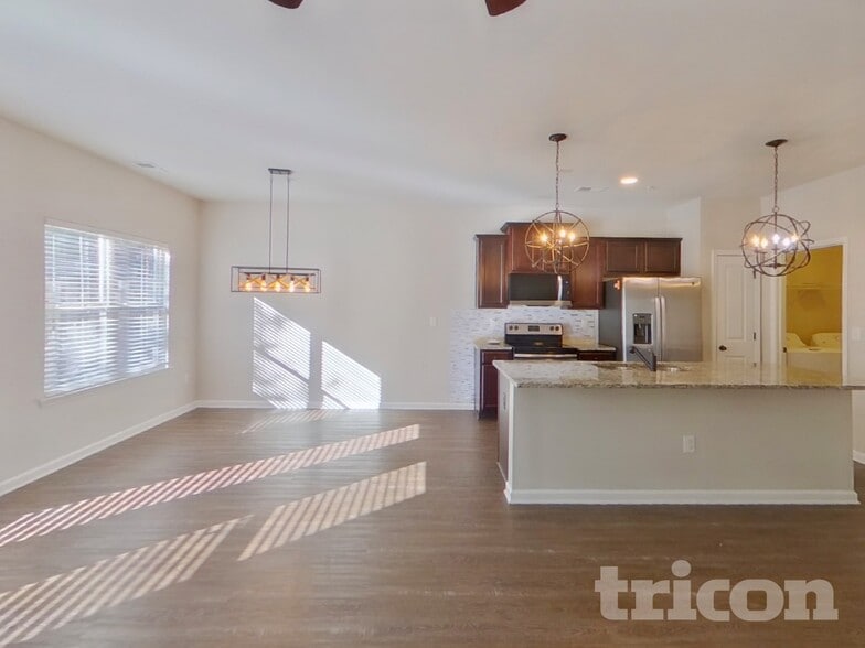 Building Photo - 7817 Rock Rose Ln