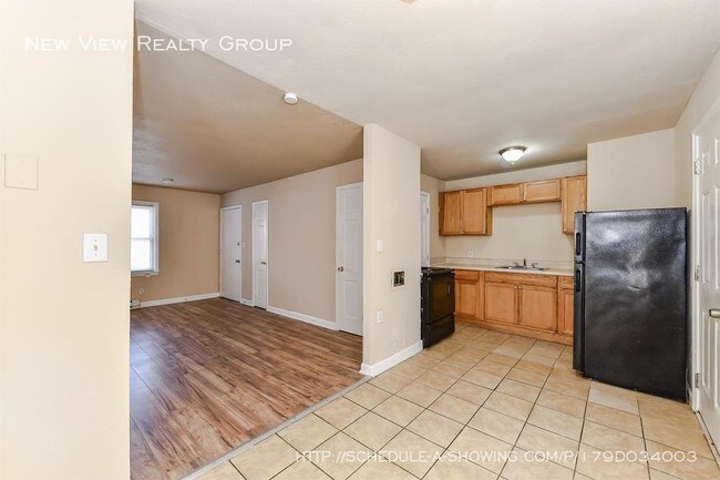 Building Photo - 1701 Remount Rd