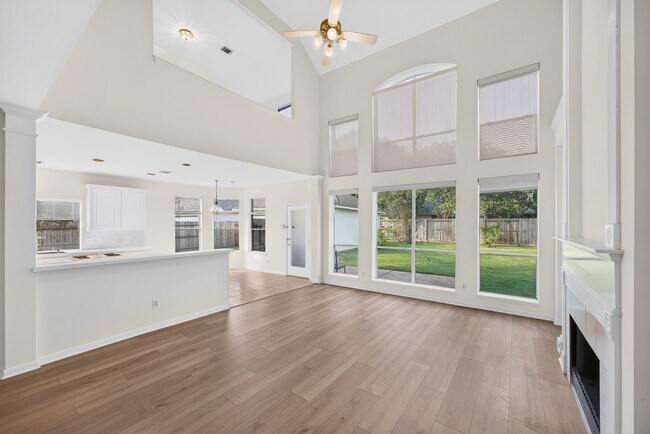 Building Photo - 1727 Emma Cove Ct
