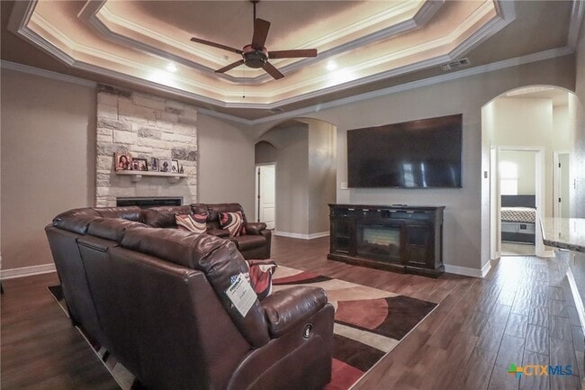 Building Photo - 8107 Preston Hollow Dr