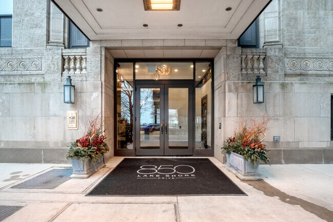 Building Photo - 850 N Lake Shore Dr.