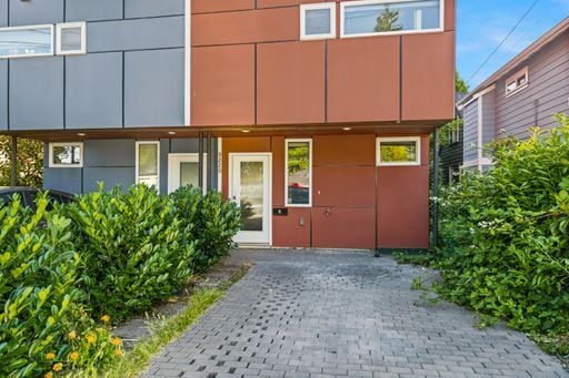 Building Photo - 9220 35th Ave SW