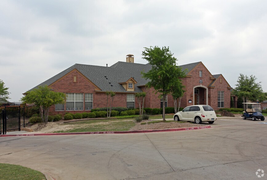 Homes of Persimmon - Viva Townhomes