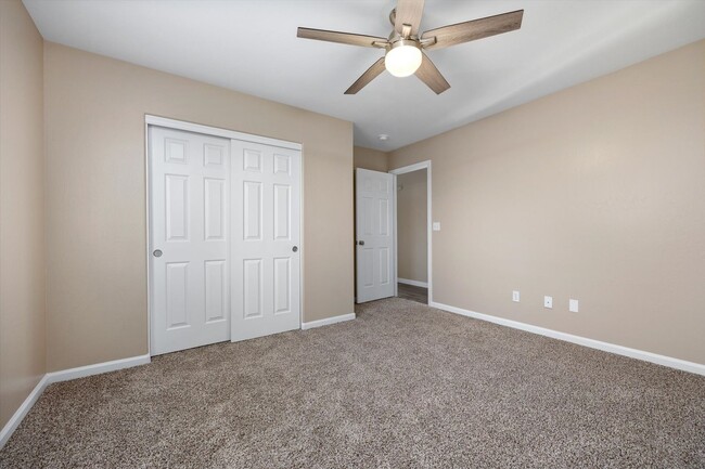 Building Photo - 9612 Pony Mountain Rd