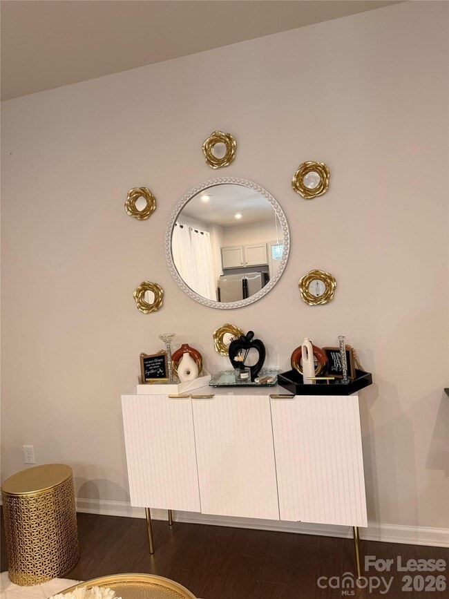 Building Photo - 7018 Fairmile Run