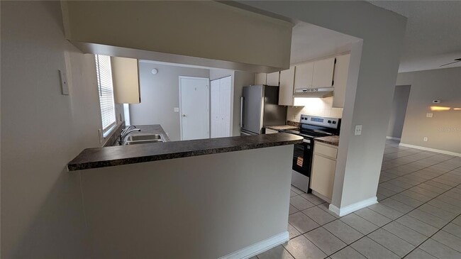 Building Photo - 1912 Crown Park Dr