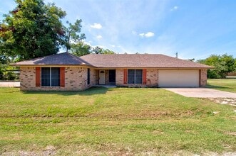 Building Photo - 373 Old Shawnee Trail Dr