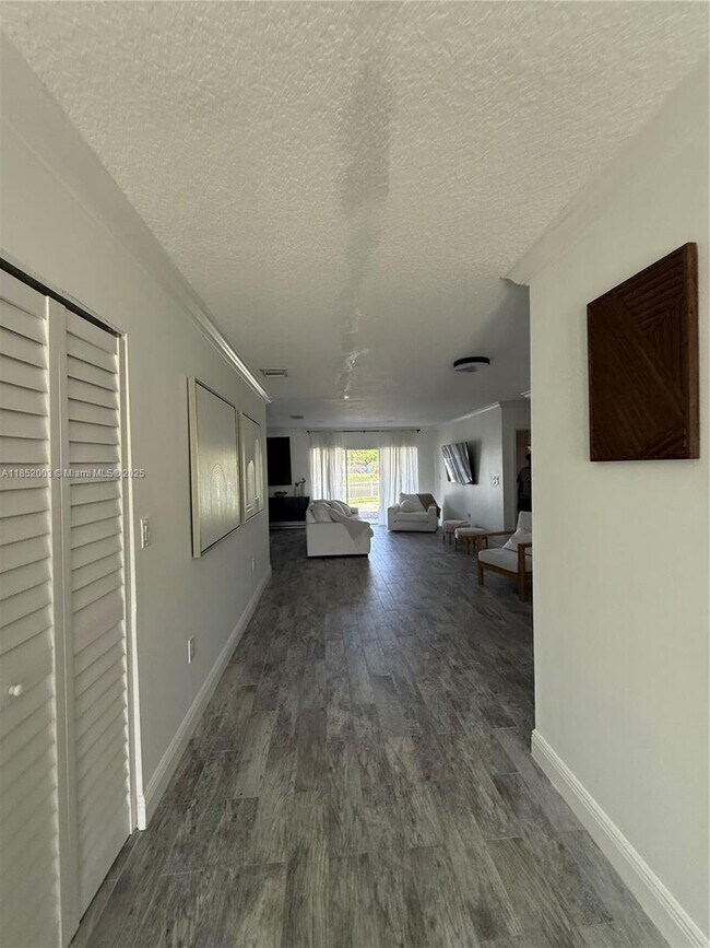 Building Photo - 4041 SW 148th Pl