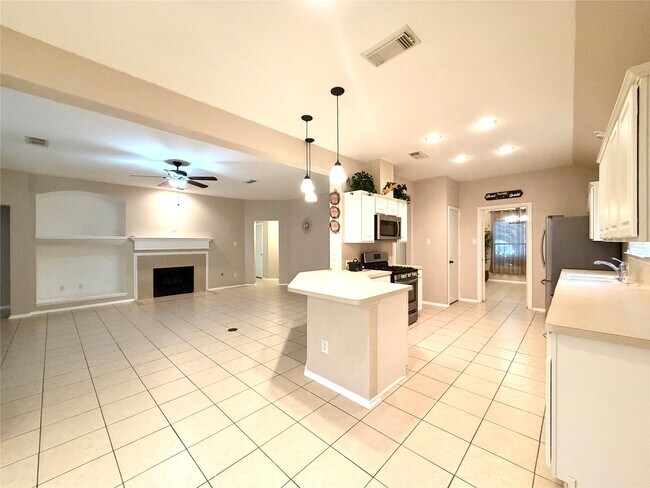 Building Photo - 16606 Cold Harbor Ln