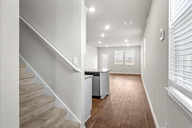 Building Photo - 217 Tributary Way