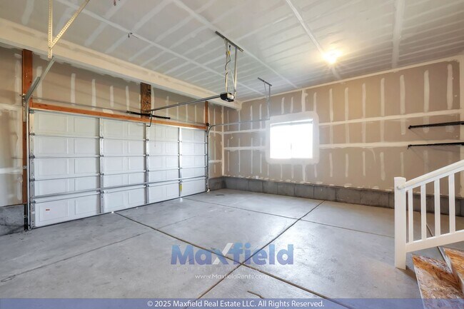 Building Photo - Great Townhome in Lehi - 3BD - 2BTH - 2GAR...