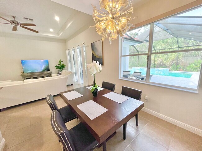 Building Photo - 12667 Biscayne Ct