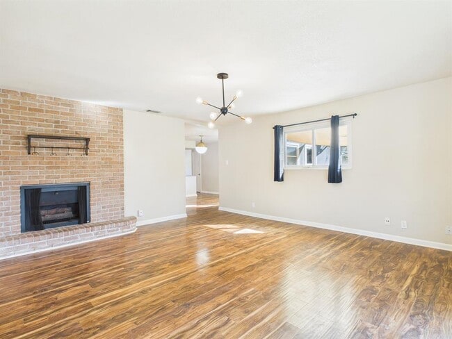 Primary Photo - 1411 Kamar Dr